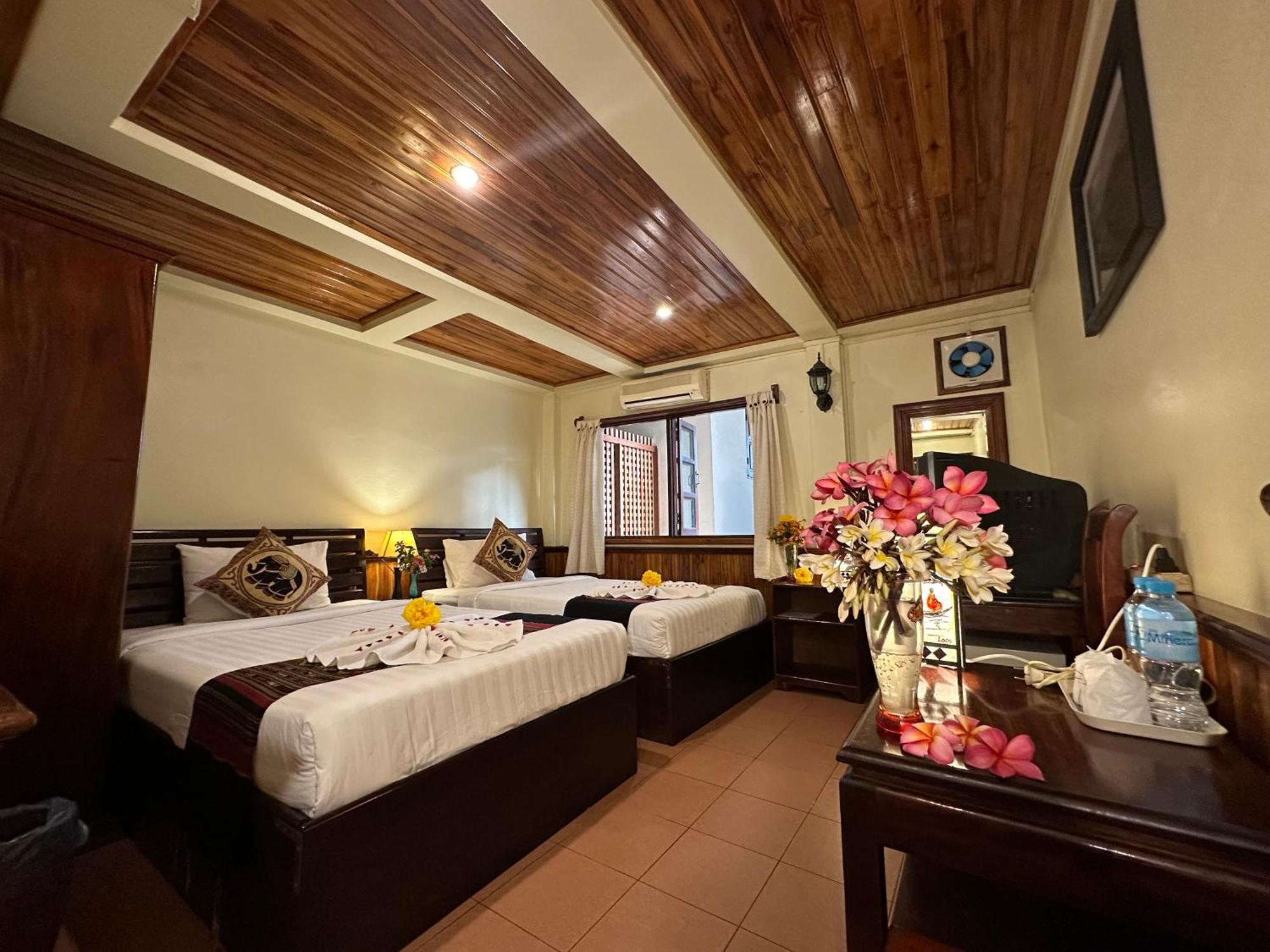 Villa Alounsavath Mekong Riverside Luang Prabang Exterior photo