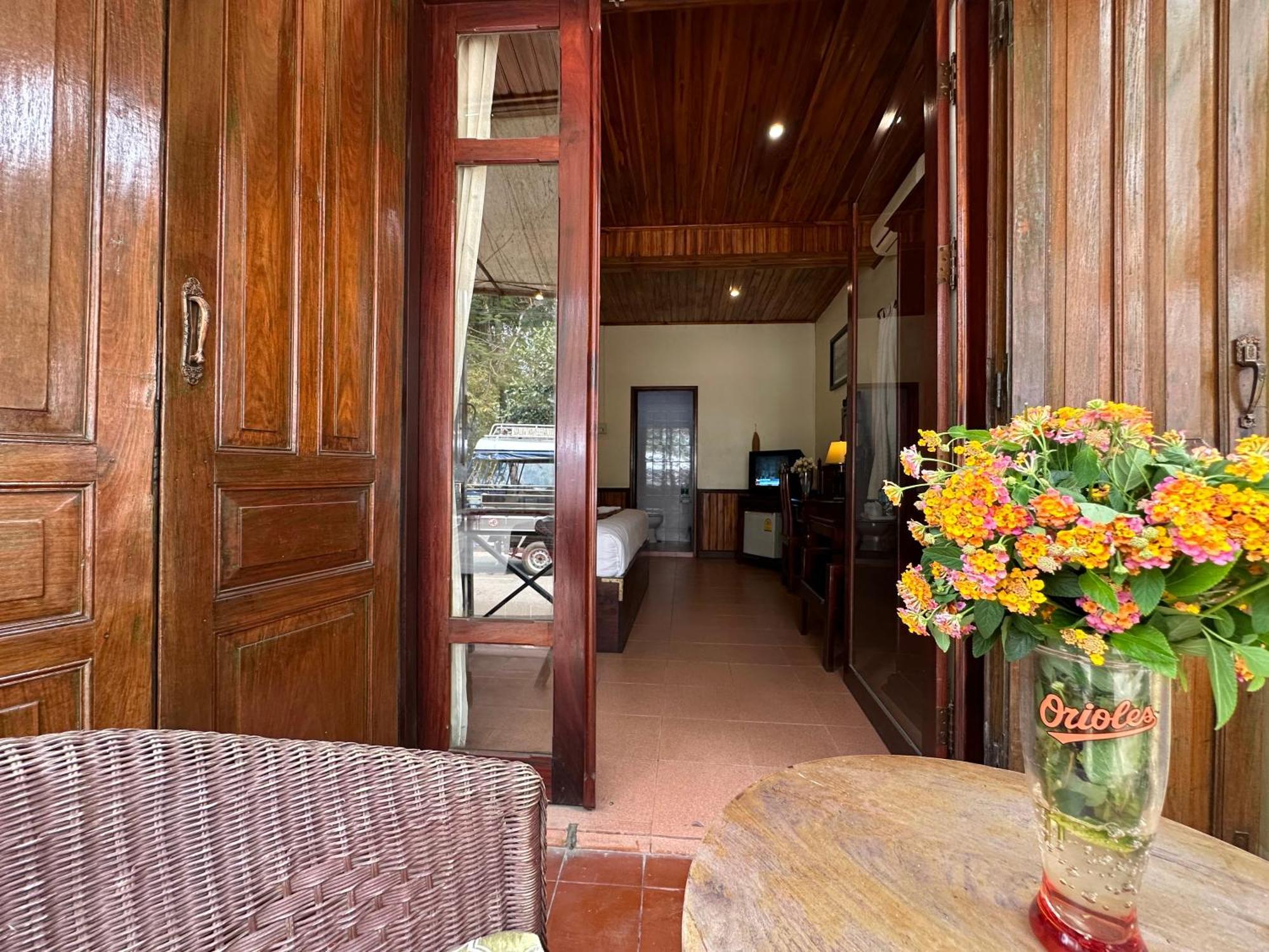 Villa Alounsavath Mekong Riverside Luang Prabang Exterior photo