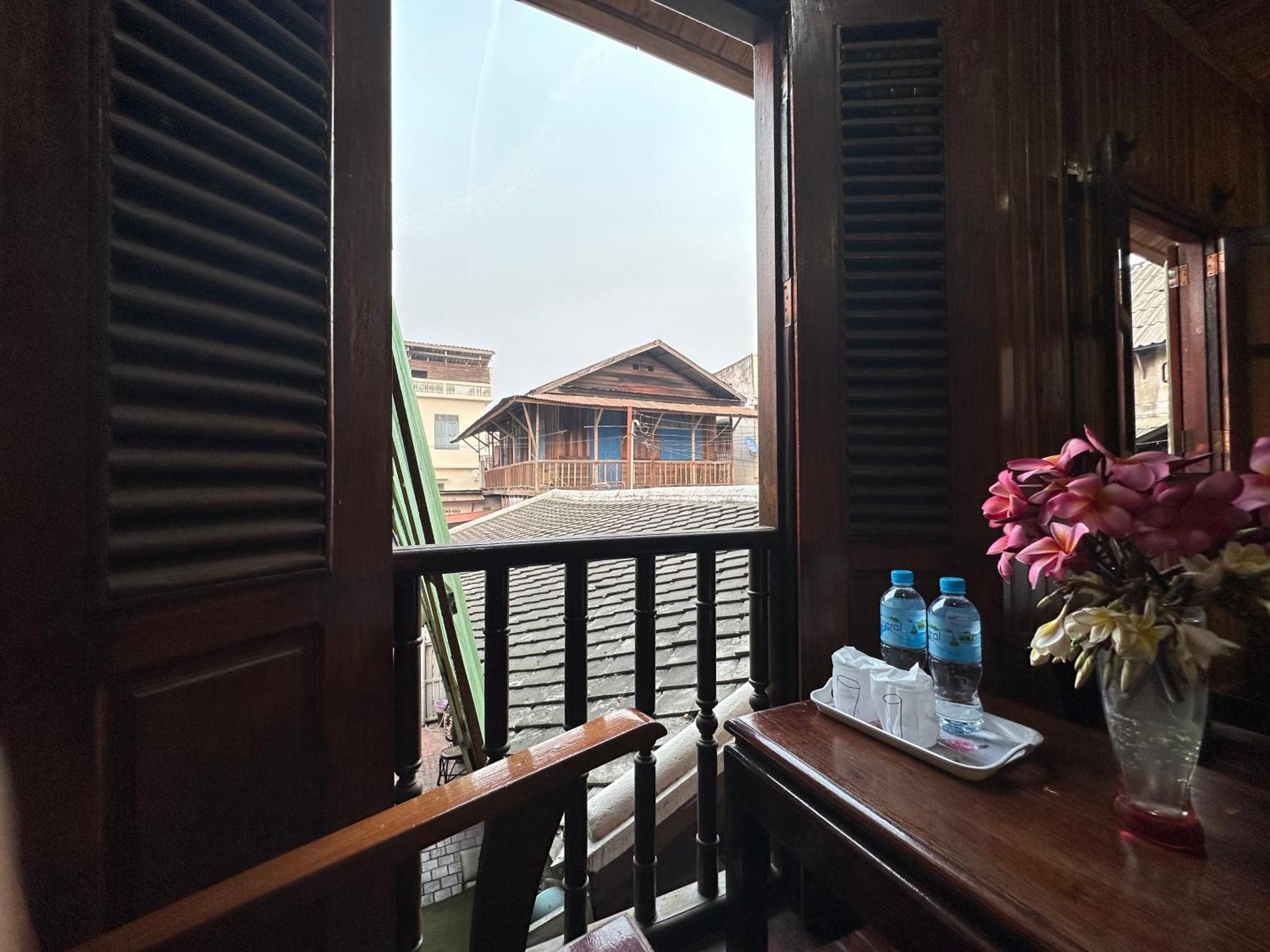 Villa Alounsavath Mekong Riverside Luang Prabang Exterior photo