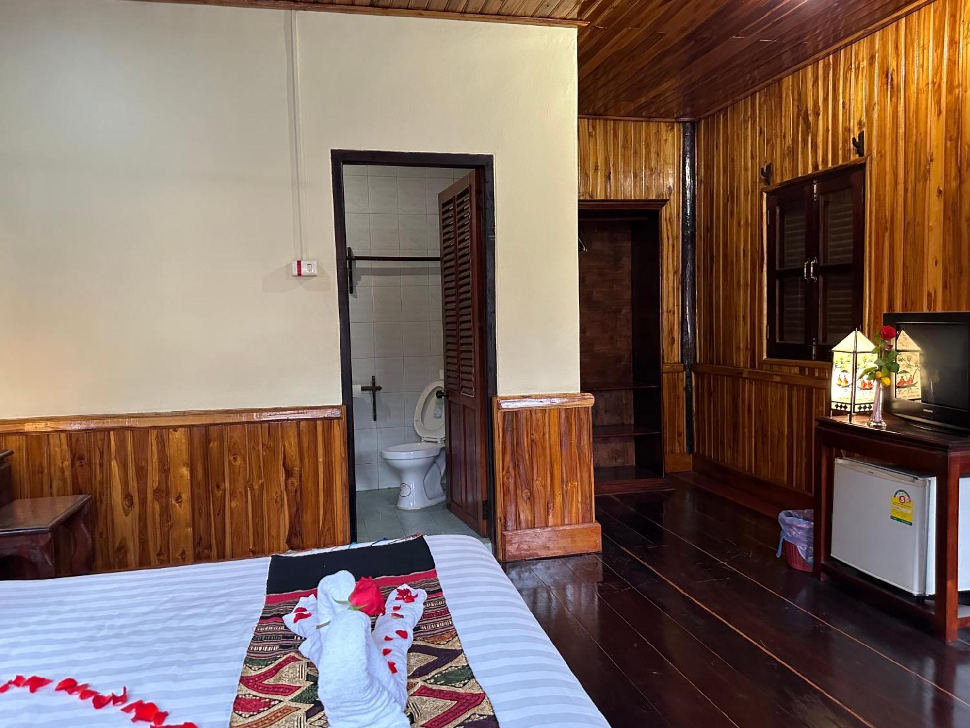 Villa Alounsavath Mekong Riverside Luang Prabang Exterior photo