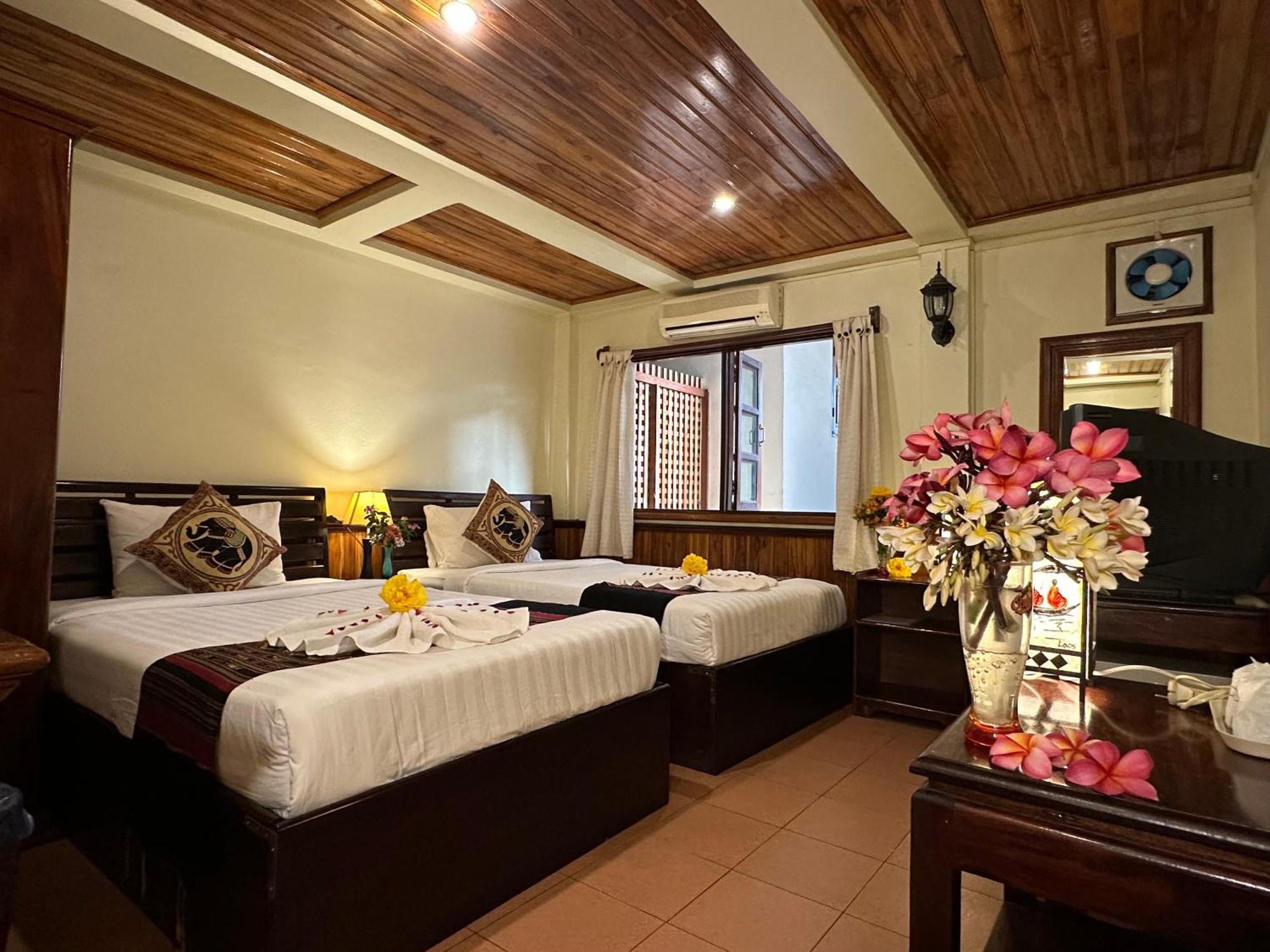 Villa Alounsavath Mekong Riverside Luang Prabang Exterior photo