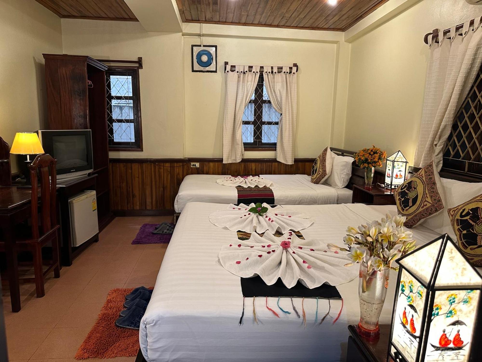 Villa Alounsavath Mekong Riverside Luang Prabang Exterior photo