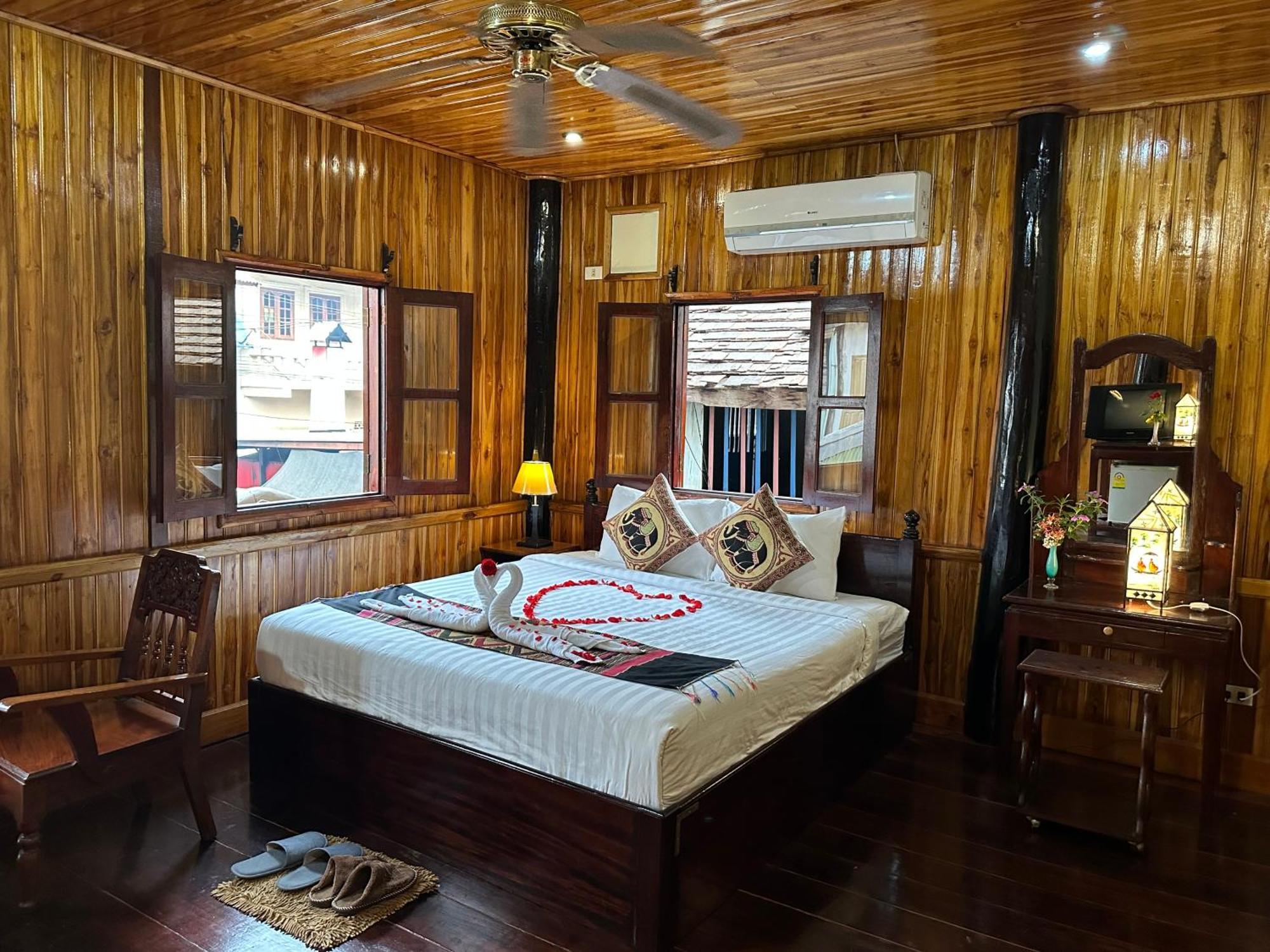 Villa Alounsavath Mekong Riverside Luang Prabang Exterior photo