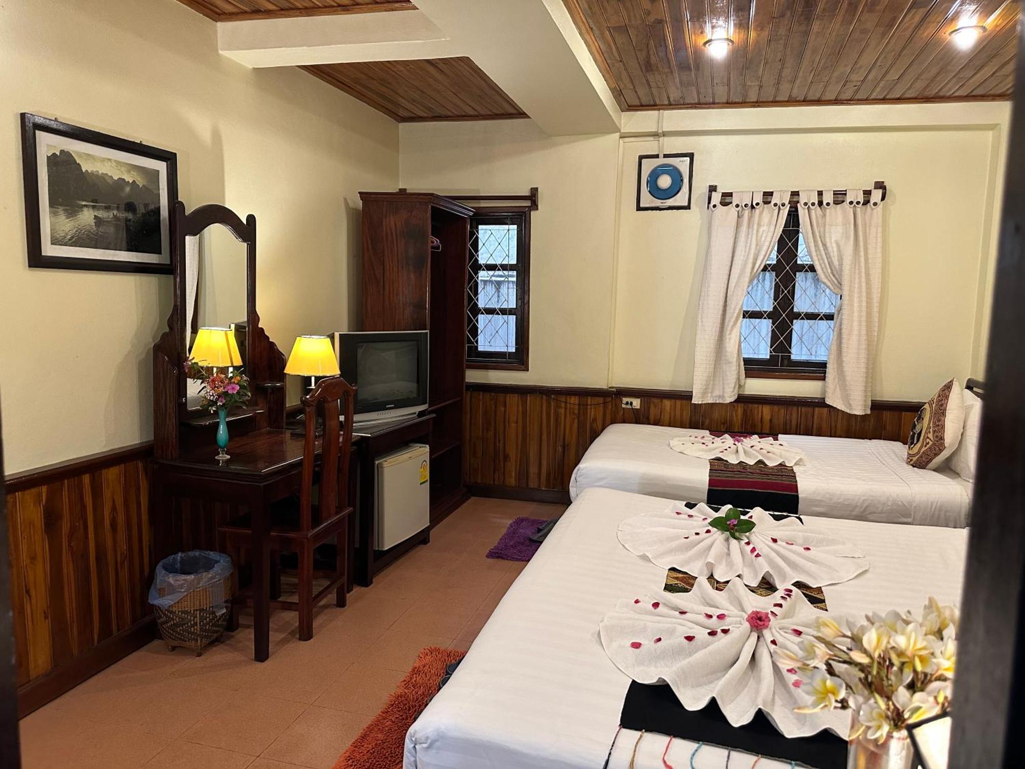 Villa Alounsavath Mekong Riverside Luang Prabang Exterior photo