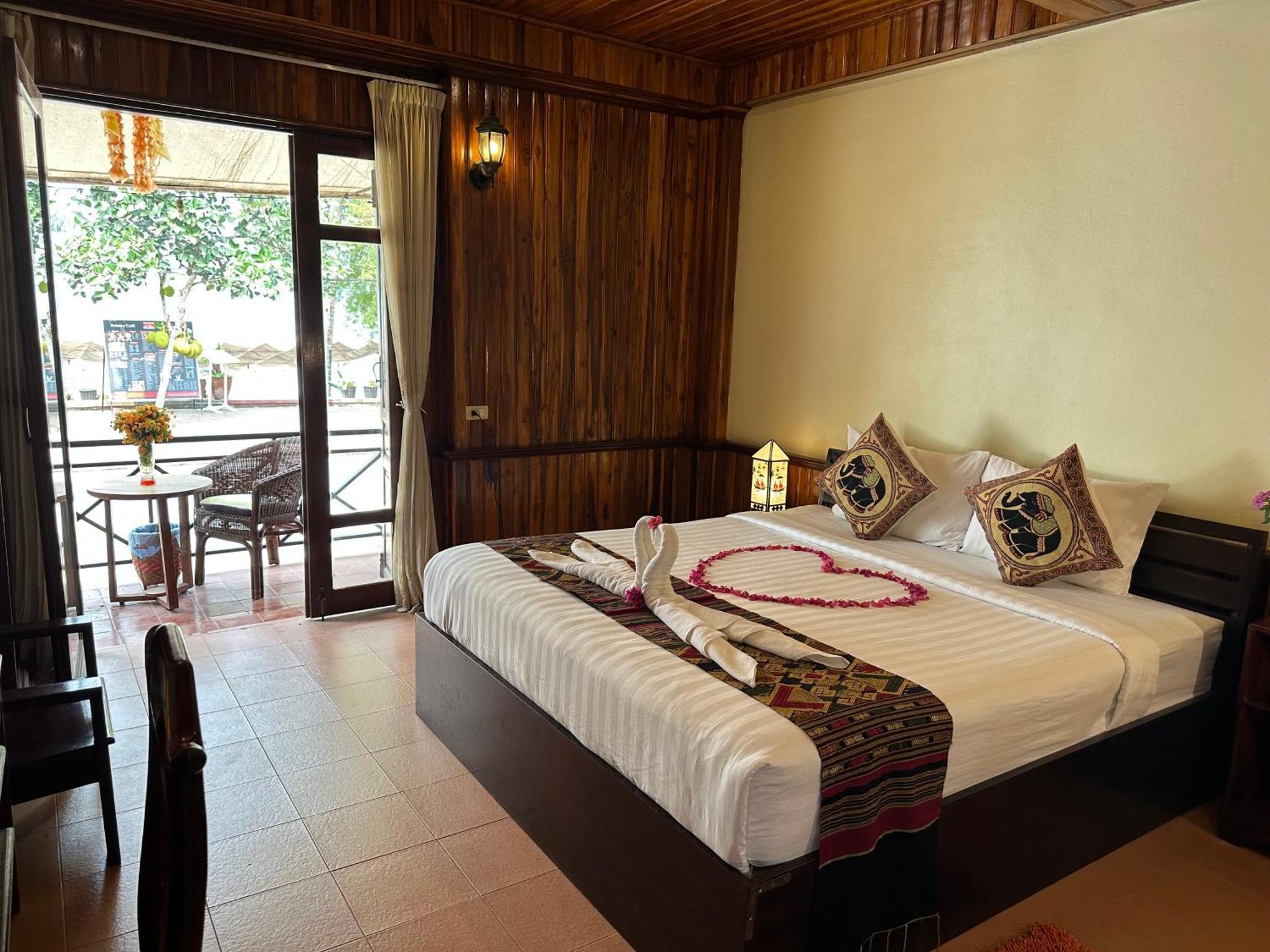 Villa Alounsavath Mekong Riverside Luang Prabang Exterior photo