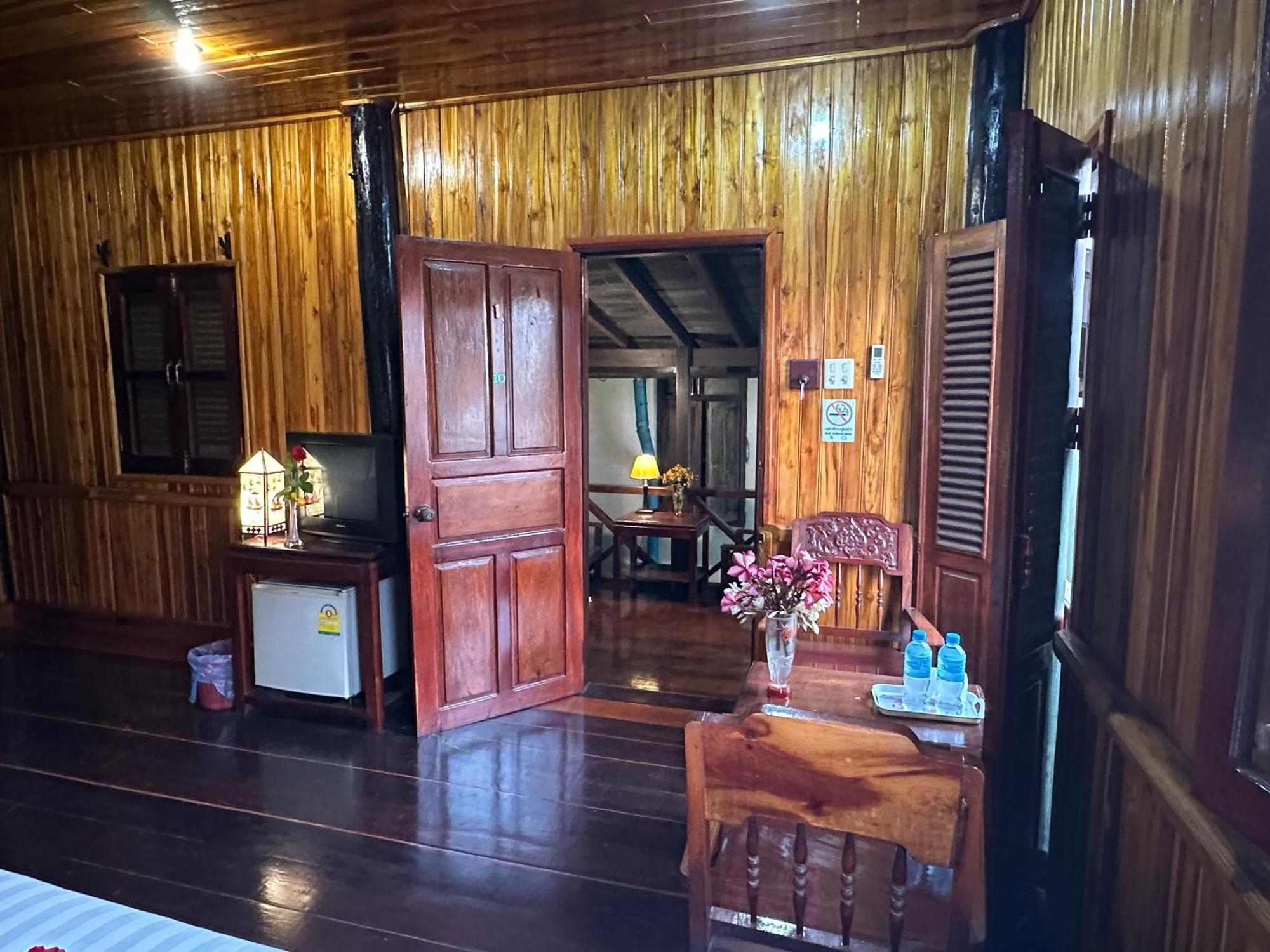 Villa Alounsavath Mekong Riverside Luang Prabang Exterior photo