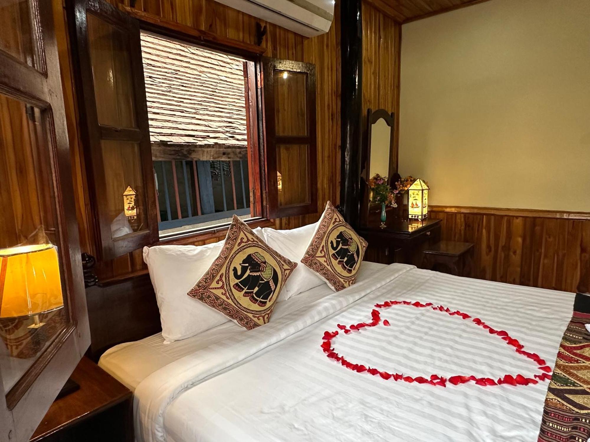 Villa Alounsavath Mekong Riverside Luang Prabang Exterior photo