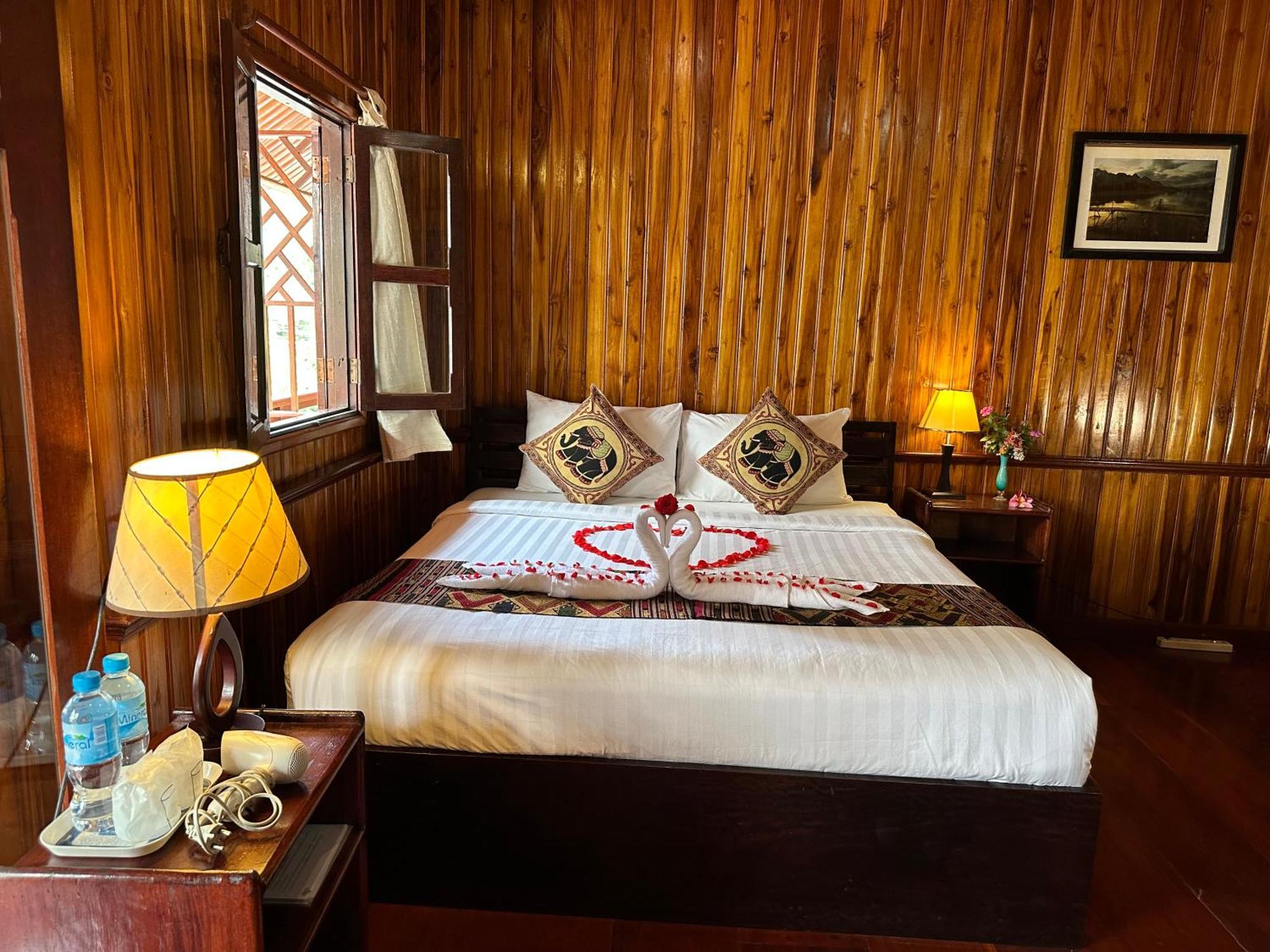 Villa Alounsavath Mekong Riverside Luang Prabang Exterior photo